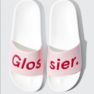 ✨LIMITED EDITION✨Glossier GlossiWEAR Slides